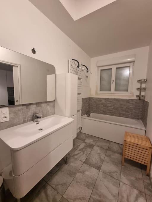 Maison Tout Confort A 3Minutes De Dunkerque Coudekerque-Branche Luaran gambar